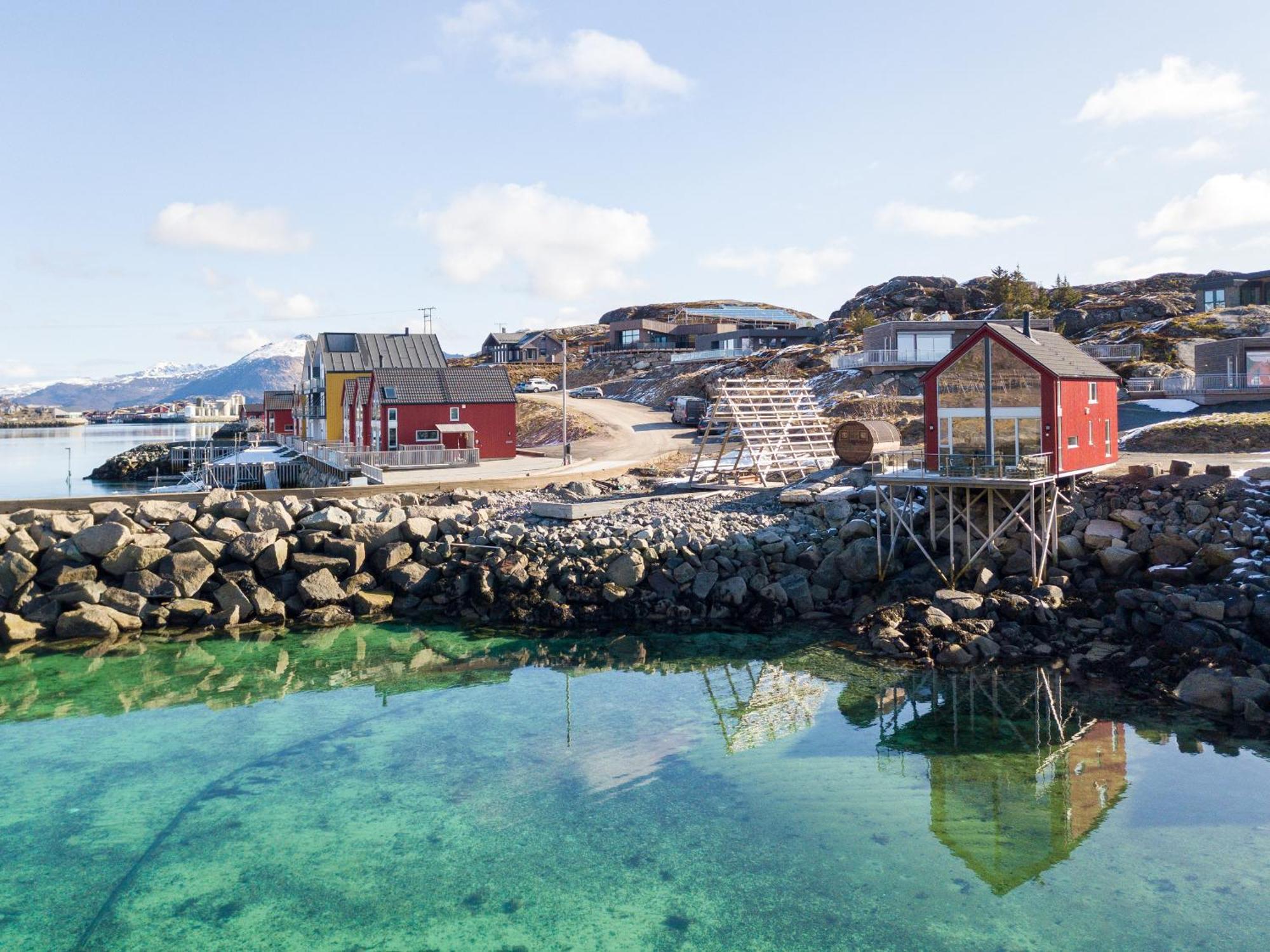 Lofoten Waterfront Luxury Lodge Баллстад Екстер'єр фото